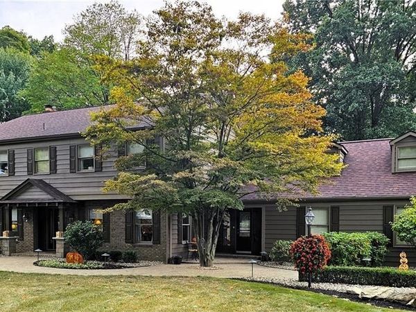 636 Shadowood Lane SE, Warren, OH 44484