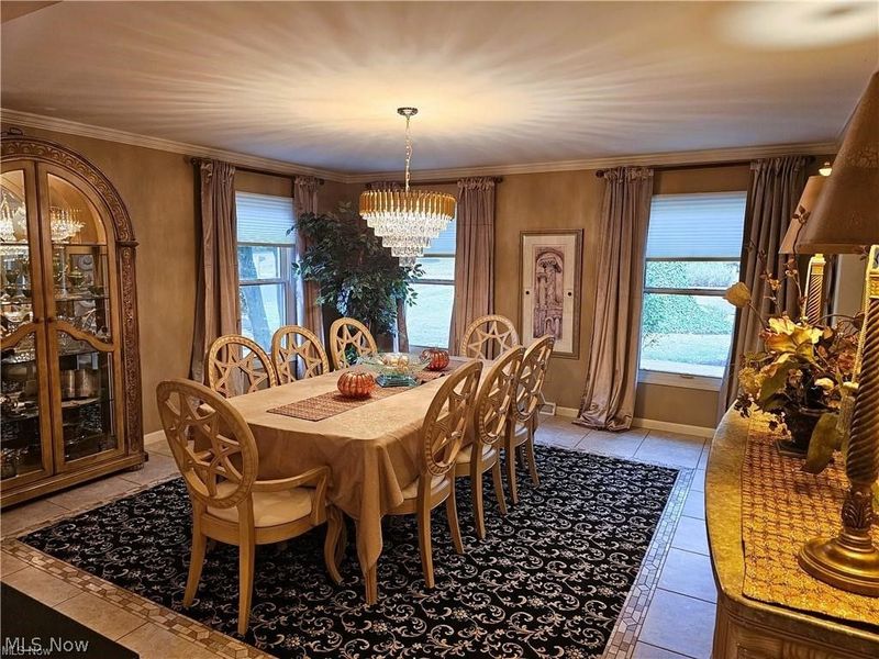 636 Shadowood Lane SE, Warren, OH 44484 Photo 12