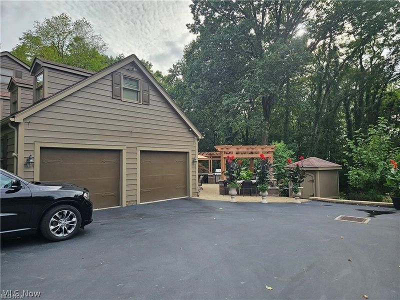 636 Shadowood Lane SE, Warren, OH 44484 Photo 31