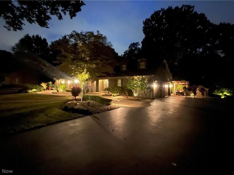 636 Shadowood Lane SE, Warren, OH 44484 Photo 42