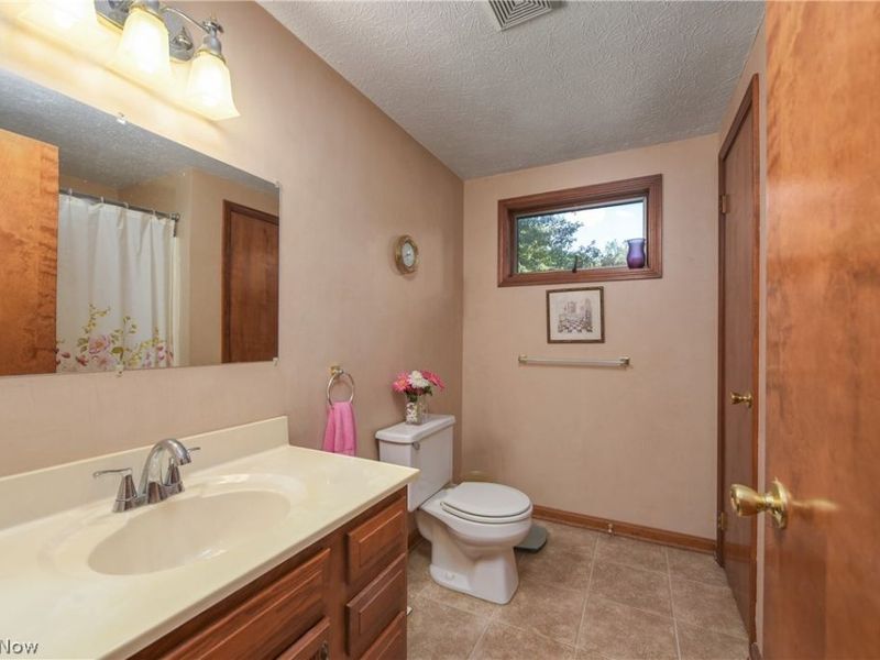 685 Guilford Road, Vermilion, OH 44089 Photo 18