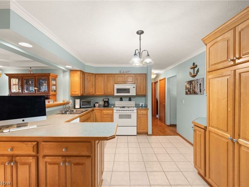 685 Guilford Road, Vermilion, OH 44089 Photo 8