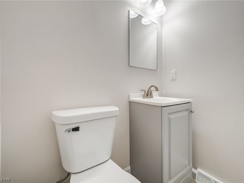 22268 Jonathan Drive, Strongsville, OH 44149 Photo 14