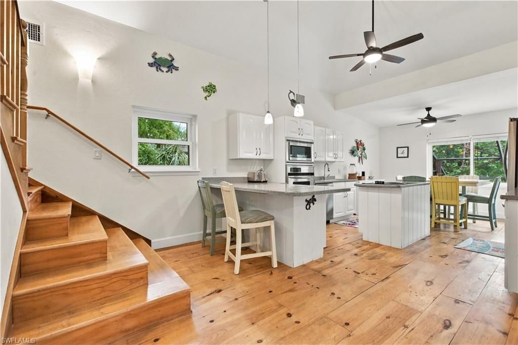 726 Cardium St , Sanibel, FL 33957 Photo