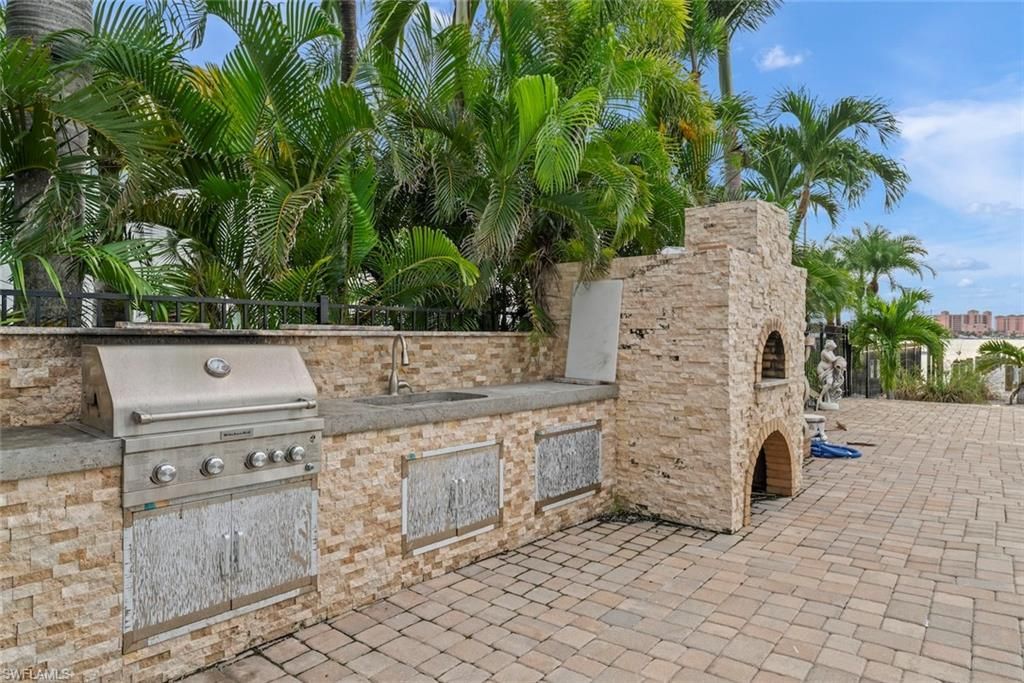 805 San Carlos Dr, Fort Myers Beach, FL 33931 Photo