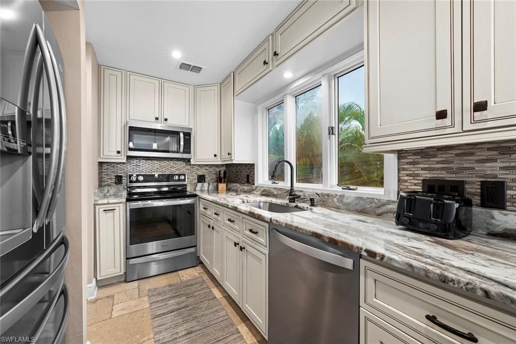 805 San Carlos Dr, Fort Myers Beach, FL 33931 Photo