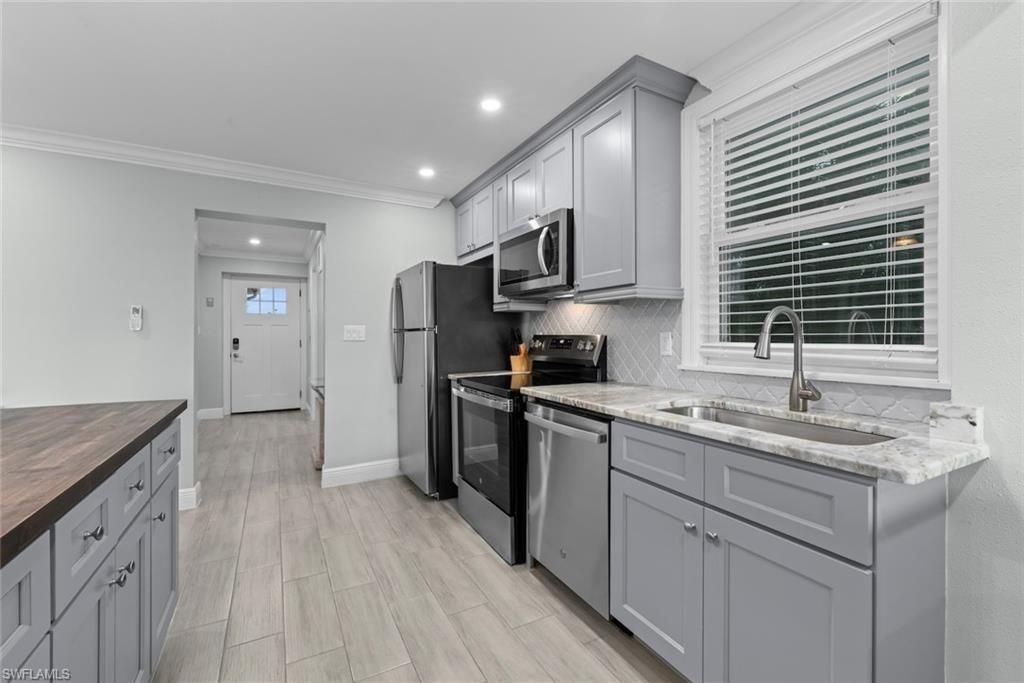 805 San Carlos Dr, Fort Myers Beach, FL 33931 Photo