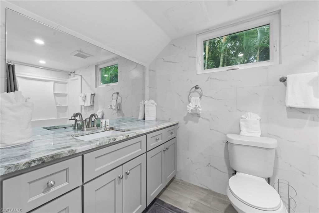 805 San Carlos Dr, Fort Myers Beach, FL 33931 Photo