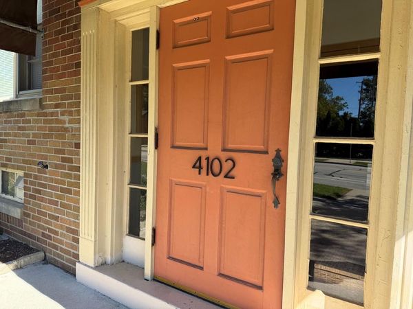 4102 N Wilson DRIVE, Unit 4, Milwaukee, WI 53211