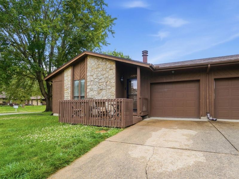2221 Joshua Circle, Turtle Creek Township, OH 45044 Photo 2