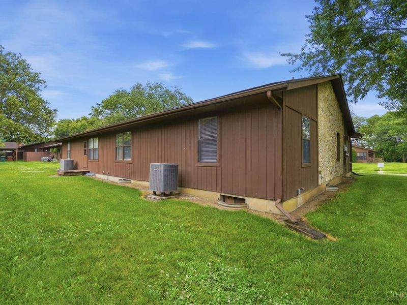 2221 Joshua Circle, Turtle Creek Township, OH 45044 Photo 40