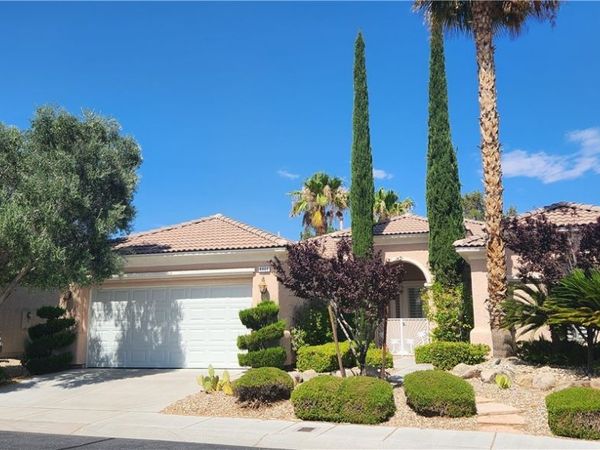 4464 Largo Cantata Street, Las Vegas, NV 89135