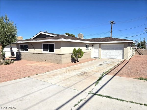 1600 Luning Drive , Las Vegas, NV 89106