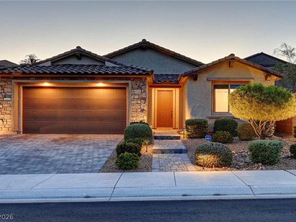 6497 Tavolara Street, Las Vegas, NV 89166