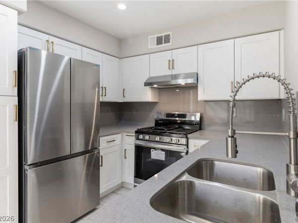 3144 Tarpon Drive , Unit 204, Las Vegas, NV 89120