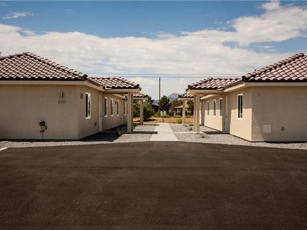 660 E San Lorenzo Street, Unit 2, Pahrump, NV 89048