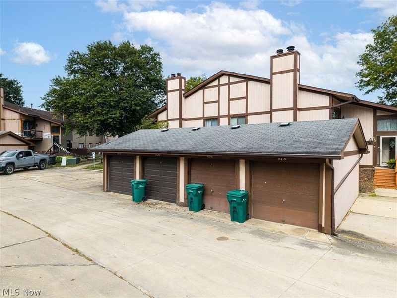 818 Kirkwall Drive, Copley, OH 44321 Photo 5