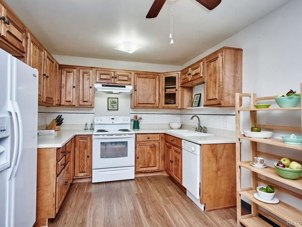 695 S Alton Way , Unit 2B, Denver, CO 80247