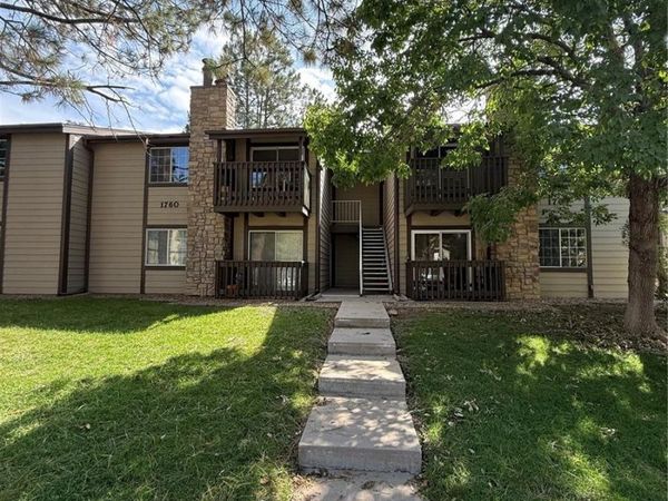 1760 S Pitkin Circle, Unit B, Aurora, CO 80017