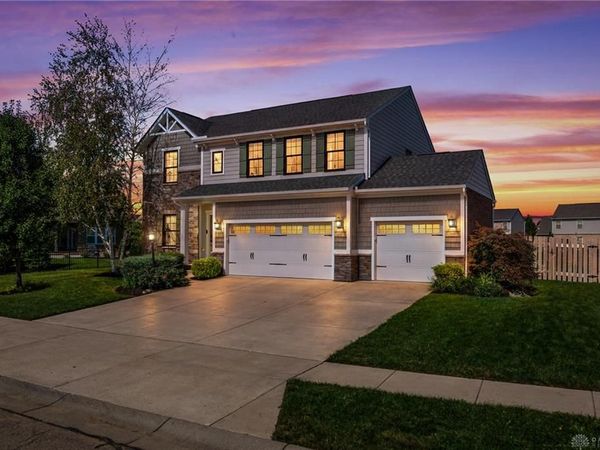 1950 Stone Creek Boulevard, Centerville, OH 45458