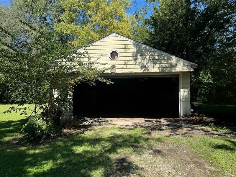 14927 Westbrook Road, Brookville, OH 45309 Photo 4