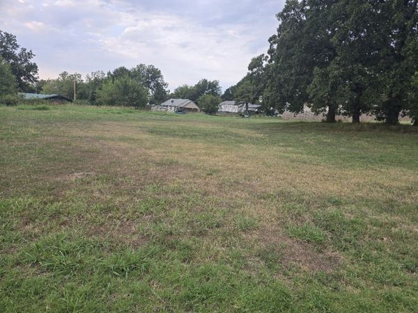 1001 W Delaware Street, Cleveland, OK 74020