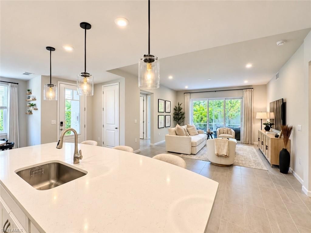 4670 Arboretum Cir , Unit 101, Naples, FL 34112 Photo