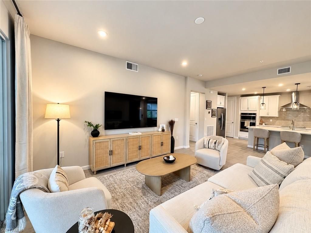 4670 Arboretum Cir , Unit 101, Naples, FL 34112 Photo