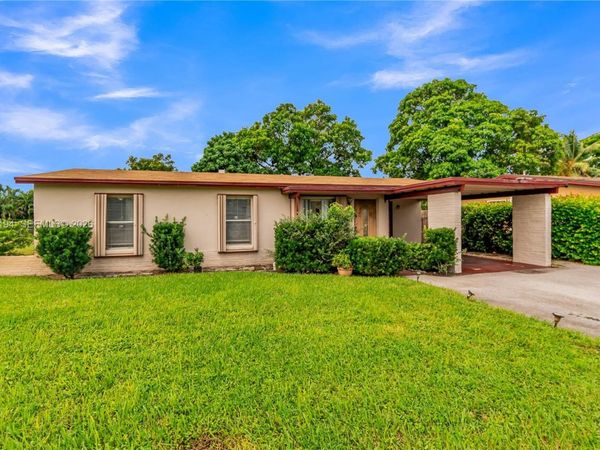 1781 NW 36th Ter , Lauderhill, FL 33311