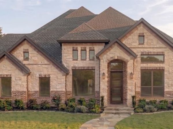 1981 Thompson Street , Howe, TX 75459