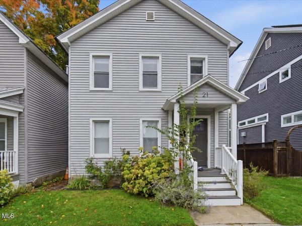 21 Granite Street, Unit 2, Saratoga Springs, NY 12866