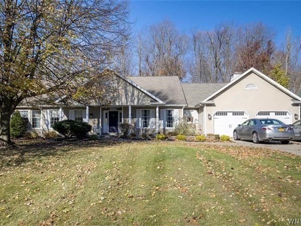 8388 Black Walnut Drive , East Amherst, NY 14051