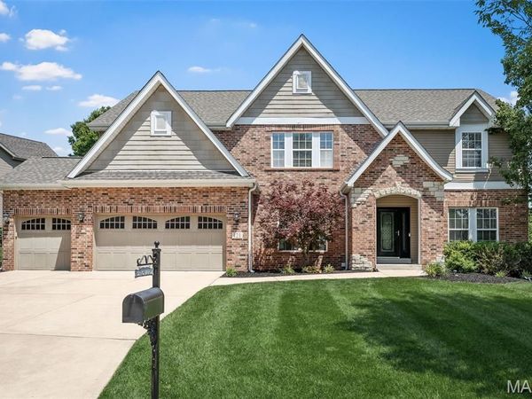 121 Fox Haven Drive, O'Fallon, MO 63368