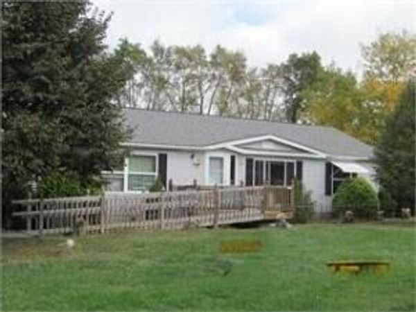 7672 Madura Road , Union Mills, IN 46382