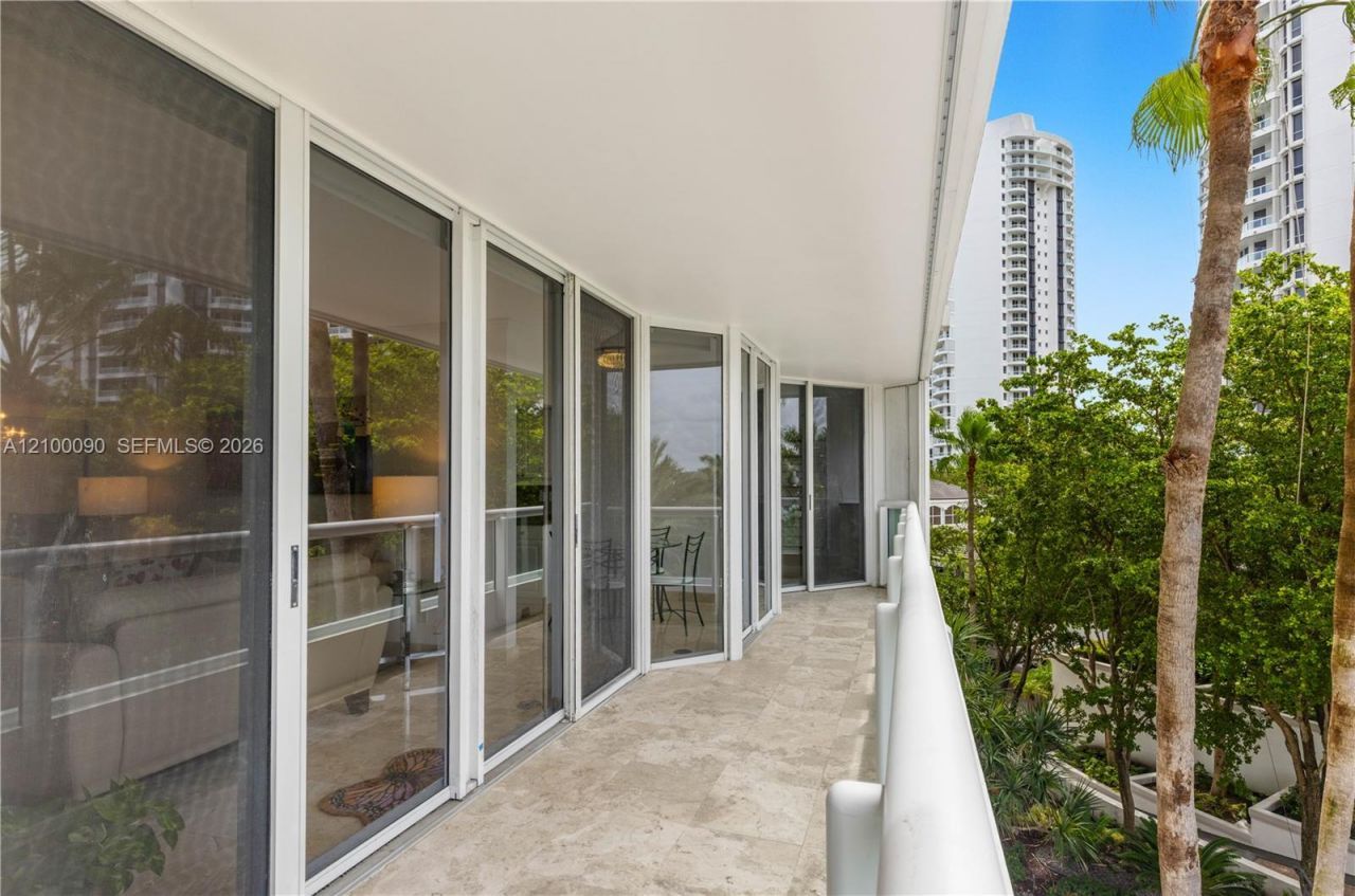 21205 Yacht Club Dr, Unit 504, Aventura, FL 33180 Photo