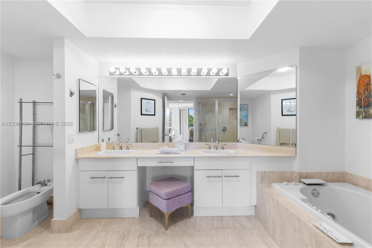 21205 Yacht Club Dr, Unit 504, Aventura, FL 33180 Photo
