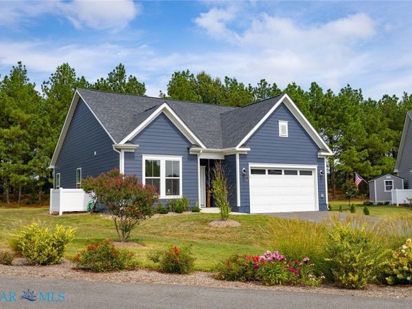 1 Lloyds , Irvington, VA 22482