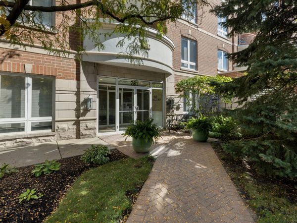 787 Graceland Avenue , Unit 501, Des Plaines, IL 60016
