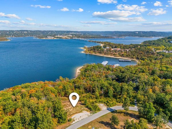 253 Whitefish Bay , Kimberling City, MO 65686