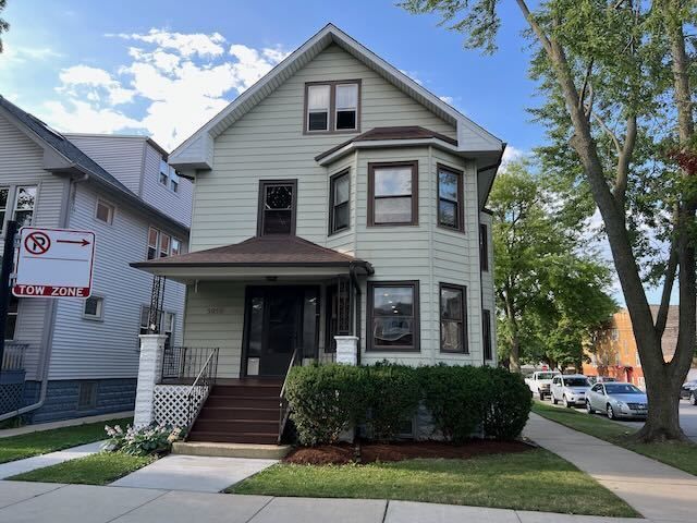 5059 W Argyle Street, Chicago, IL 60630 Main Photo