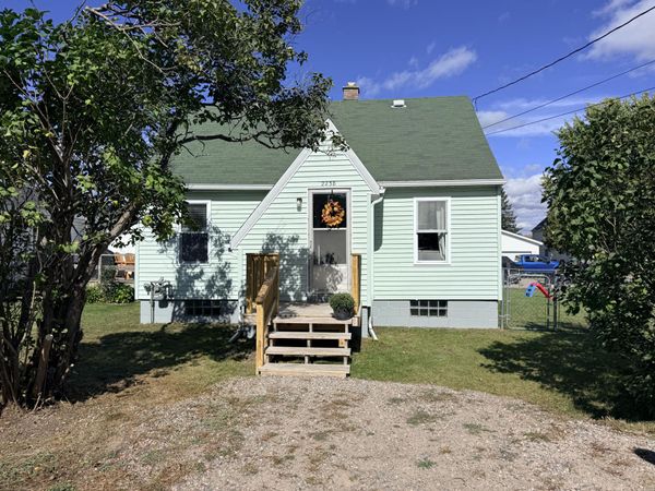 2238 W 5th AVE, Sault Ste Marie, MI 49783