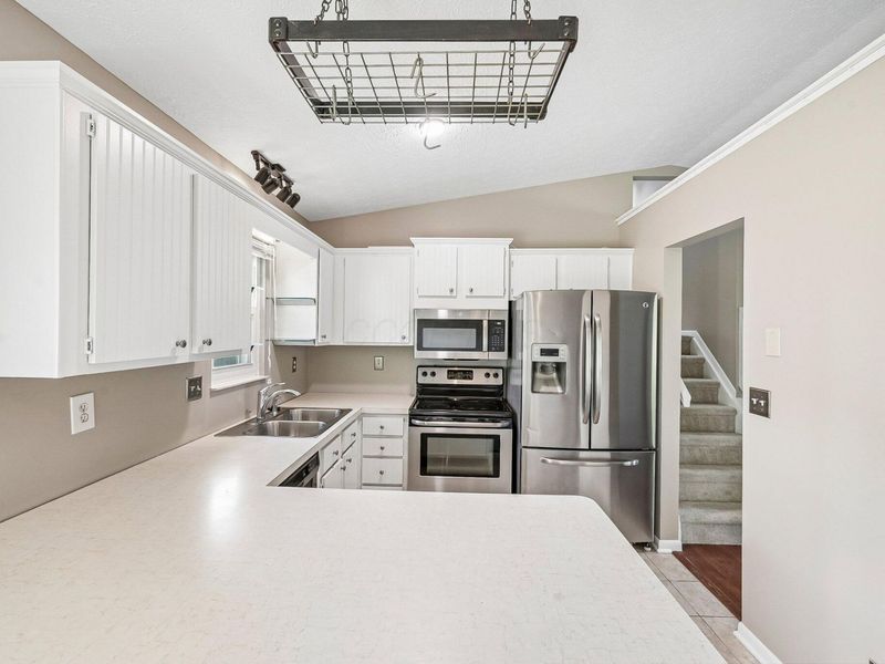 5912 Honbury Court, Dublin, OH 43017 Photo 9