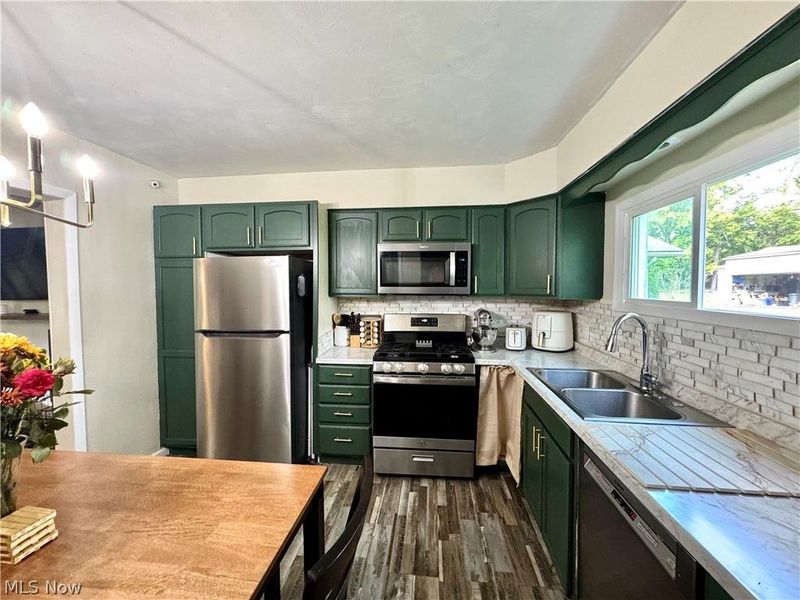 2302 Clyde Street, Poland, OH 44514 Photo 8