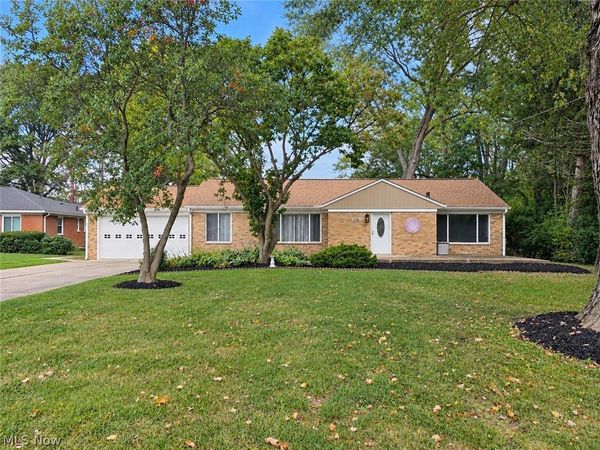 2961 Chamberlain Road , Akron, OH 44333