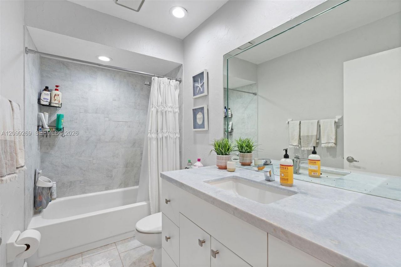 3329 Deer Creek Lake Shore Dr , Deerfield Beach, FL 33442 Photo