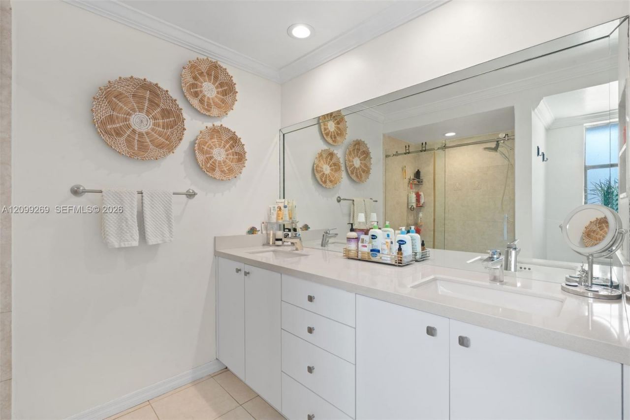 3329 Deer Creek Lake Shore Dr , Deerfield Beach, FL 33442 Photo