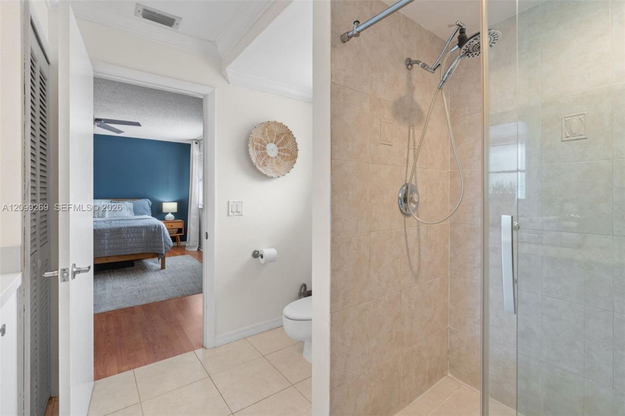 3329 Deer Creek Lake Shore Dr , Deerfield Beach, FL 33442 Photo