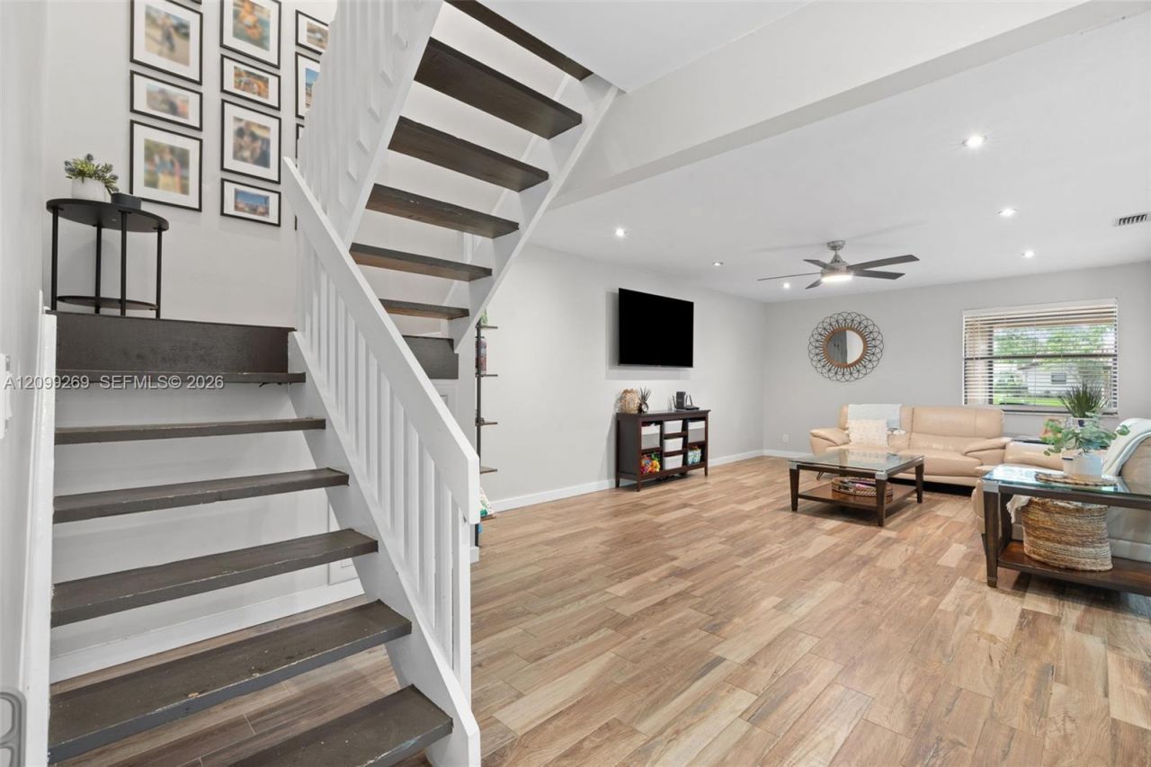 3329 Deer Creek Lake Shore Dr , Deerfield Beach, FL 33442 Photo