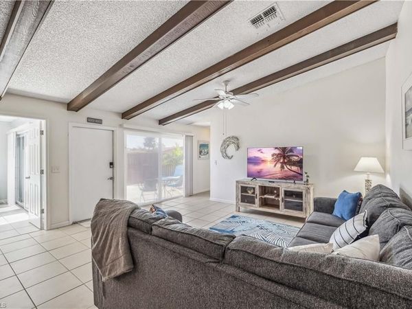 6394 Royal Woods DR , FORT MYERS, FL 33908
