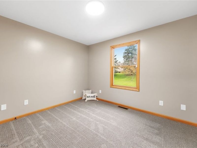 2427 Queensbury Road, Alliance, OH 44601 Photo 20